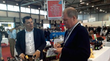 You had no reason to look worried Daniele, everything I wrote was complimentary