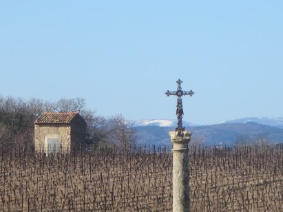 Une journée ensoleillée pour mon anniversaire, mais la neige reste dans les montagnes