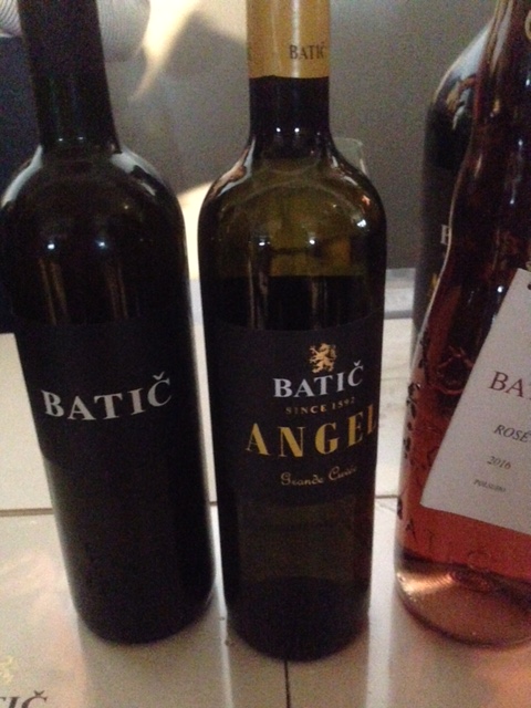 6DBEA7D7-9A04-4C87-8597-BBDC3E2097F8